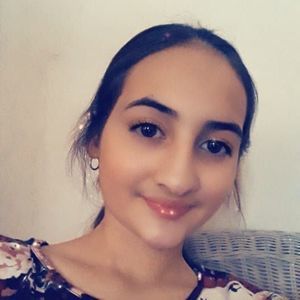 Meet your Posher, Carolina